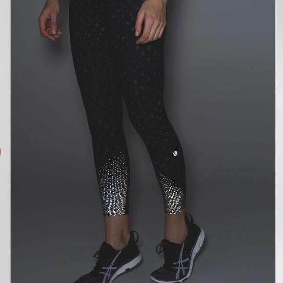 Lululemon Tight Stuff Reflective Leggings Size 4 Simply Lace Slate Black Running - Picture 4 of 11